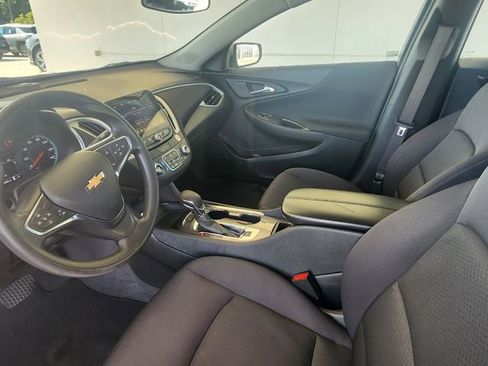 Used 2024 Chevrolet Malibu LT FWD image 14