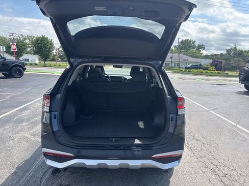 Used 2025 Kia Sportage EX w/ Premium Package FWD image 39