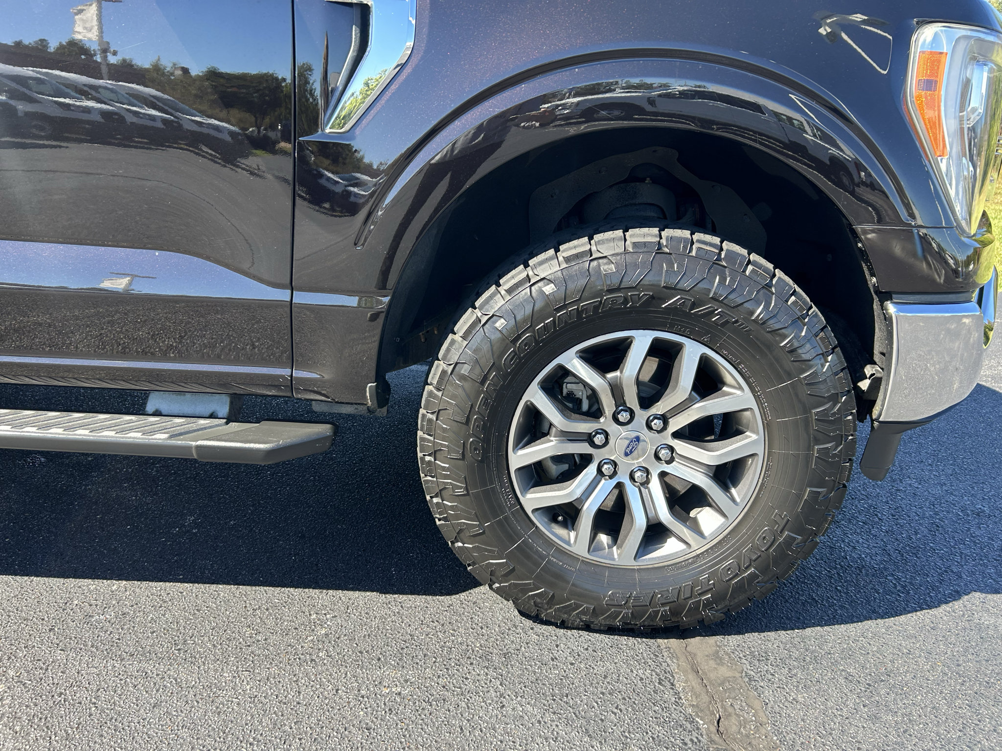 Used 2021 Ford F150 Lariat AWD/4WD image 9