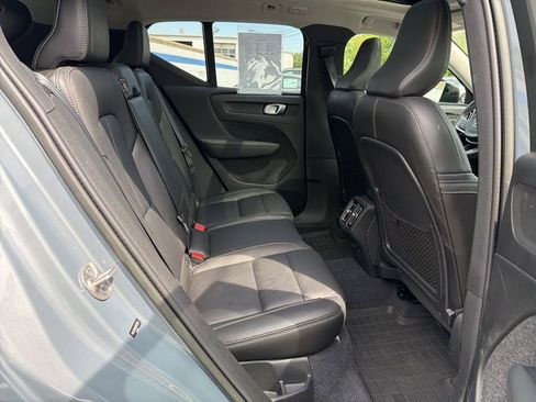 Used 2023 Volvo XC40 B5 Plus w/ Driver Assist Package AWD/4WD image 23