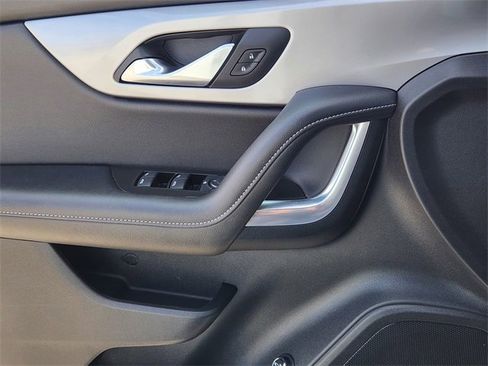 Used 2024 Chevrolet Blazer LT w/ Convenience Package image 22