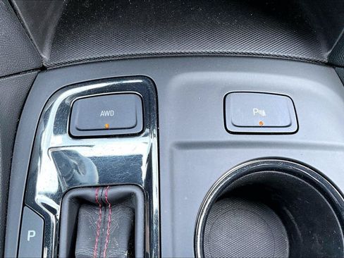 Used 2023 Chevrolet Equinox RS w/ RS Leather Package AWD/4WD image 35