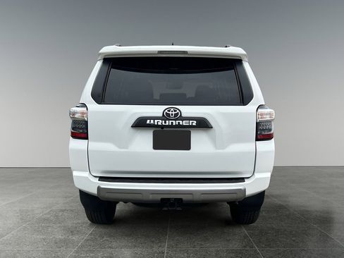 Used 2024 Toyota 4Runner TRD Off-Road Premium image 7