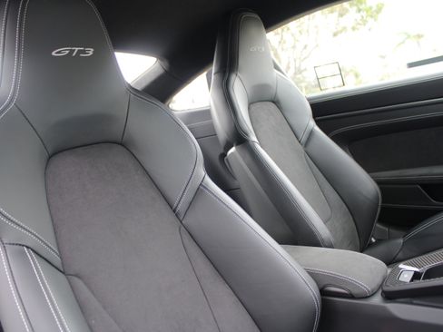 Certified 2022 Porsche 911 GT3 image 35