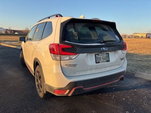 Used 2023 Subaru Forester Sport image 5