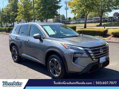 Used 2024 Nissan Rogue SV AWD/4WD image 1