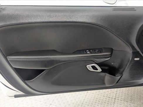 Used 2023 Dodge Challenger GT image 13