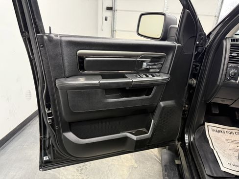 Used 2018 RAM 1500 Sport w/ Sport Premium Group image 10