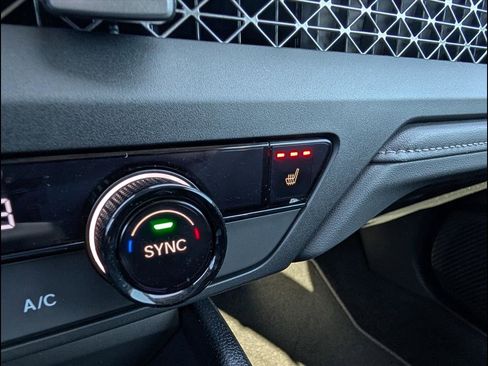 Certified 2025 Honda Accord SE image 15