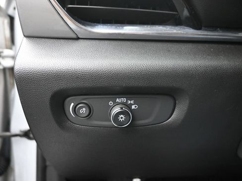 Used 2018 Chevrolet Traverse LS image 35