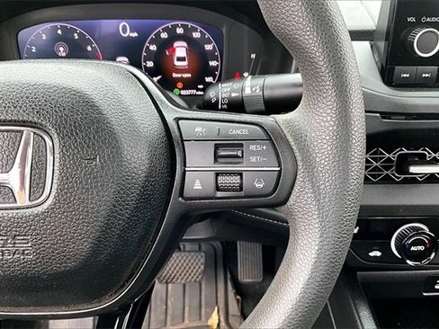 Used 2024 Honda Accord EX image 12