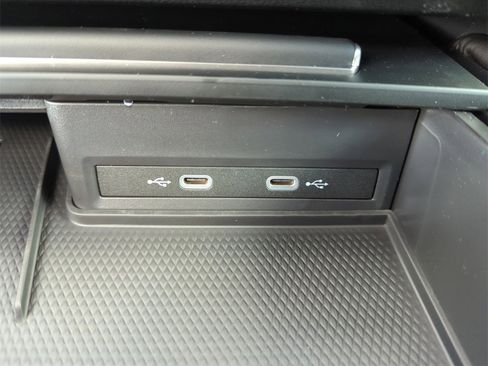 New 2026 Volkswagen Atlas Cross Sport SE image 37