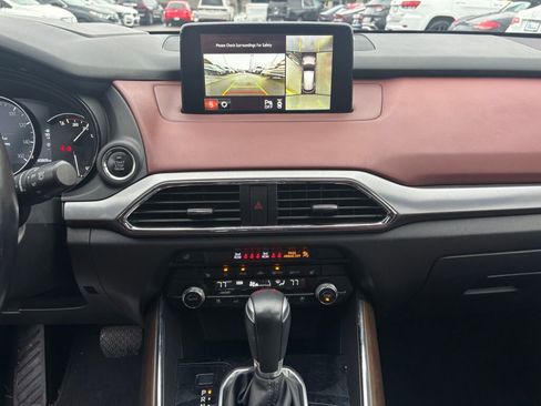 Used 2019 MAZDA CX-9 Signature image 19