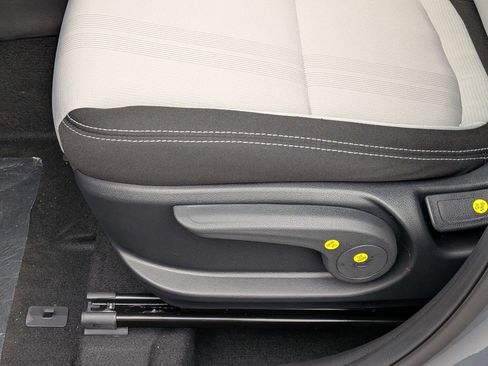 New 2026 Hyundai Venue SEL FWD image 18