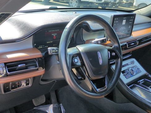 Used 2023 Lincoln Aviator Reserve w/ Equipment Group 201A RWD image 14