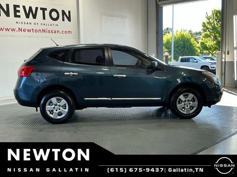 Used 2015 Nissan Rogue S FWD image 4