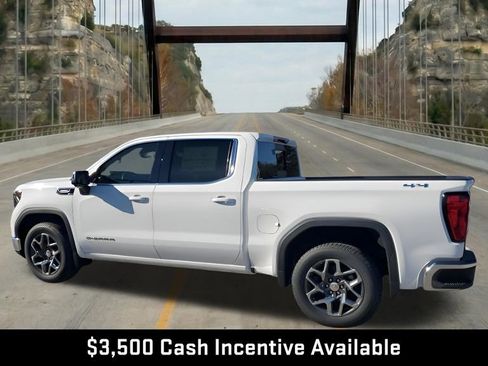 New 2026 GMC Sierra 1500 SLE w/ Preferred Package AWD/4WD image 7