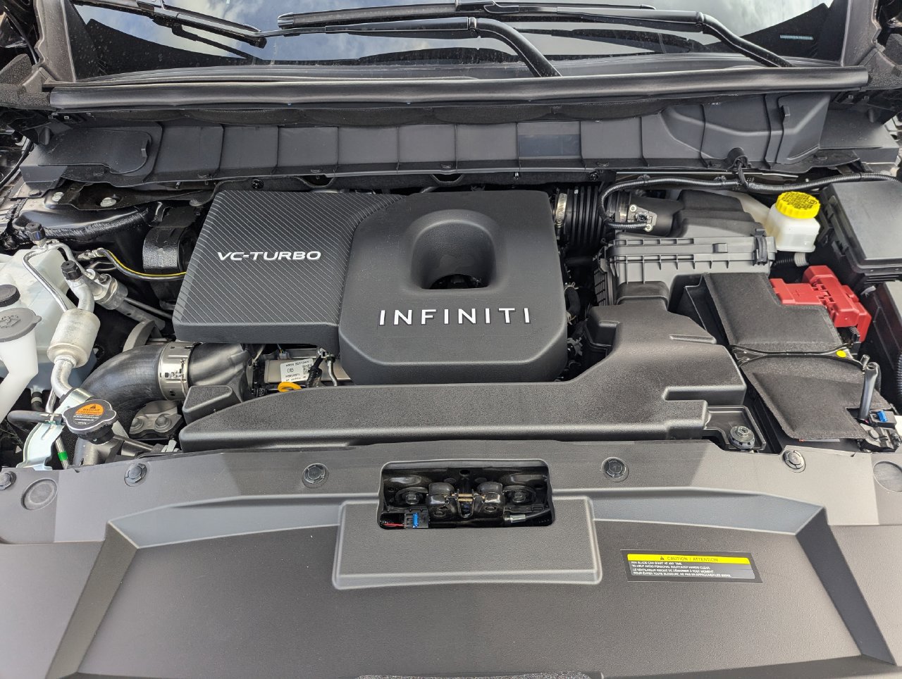 New 2027 INFINITI QX60 Luxe FWD image 10