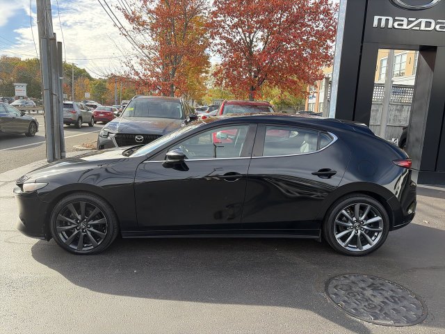 Used 2019 MAZDA MAZDA3 AWD Hatchback w/ Preferred Pkg image 5