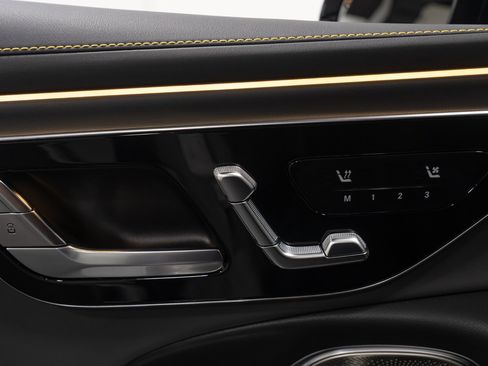 Used 2026 Mercedes-Benz E 53 AMG 4MATIC Sedan image 31