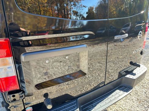 Used 2019 Nissan NV 3500 S image 25