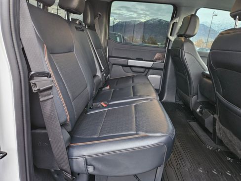 Used 2025 Ford F350 Lariat image 35