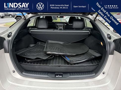 Used 2021 Toyota Prius Prime Limited image 12