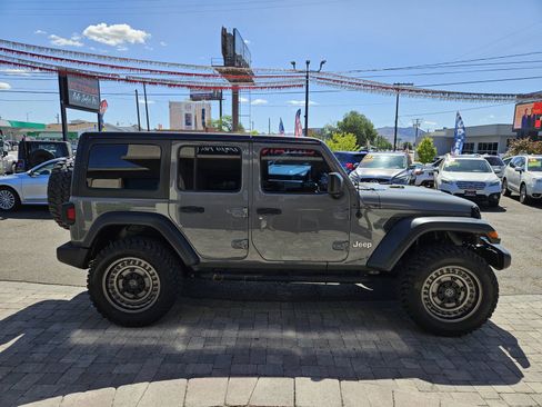 Used 2018 Jeep Wrangler Unlimited Sport S AWD/4WD image 4
