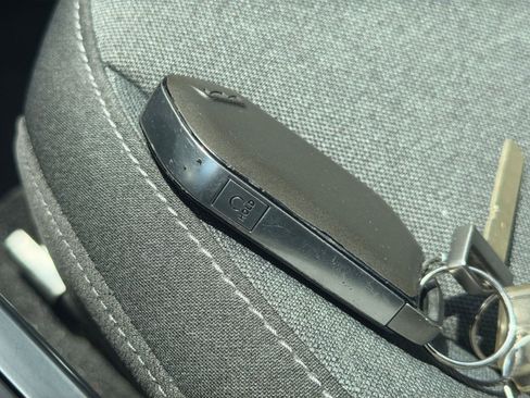Used 2025 Kia K4 FWD image 23