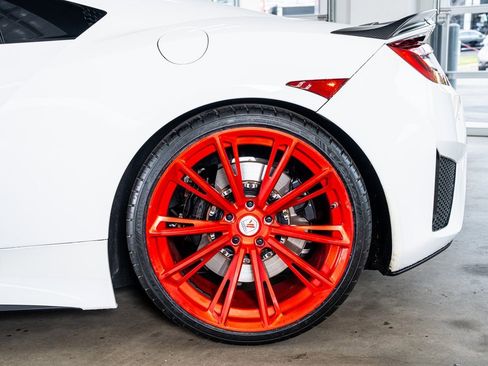 Used 2018 Acura NSX image 24