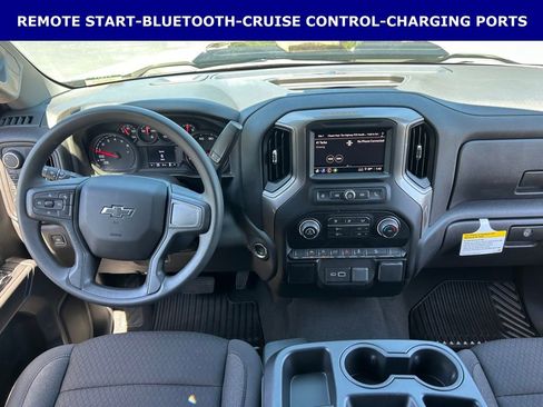 New 2026 Chevrolet Silverado 1500 Custom Trail Boss w/ LPO, Dark Essentials Package AWD/4WD image 8