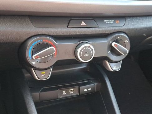 Used 2018 Kia Rio S FWD image 19