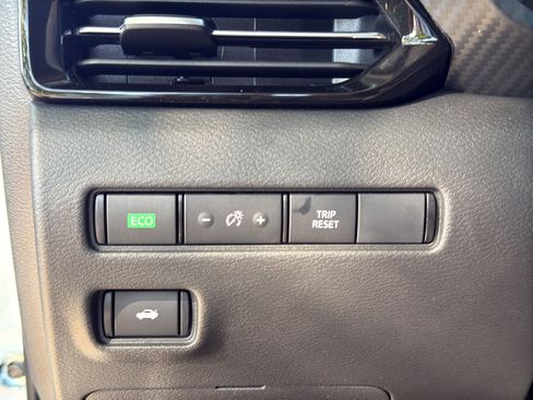 New 2025 Nissan Sentra SR image 22