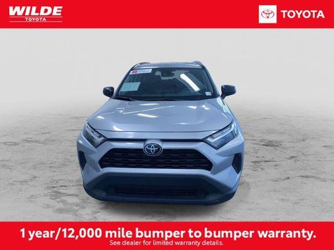 Certified 2025 Toyota RAV4 LE AWD/4WD image 4