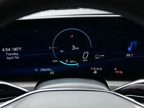 Used 2024 Cadillac Lyriq Luxury RWD image 19