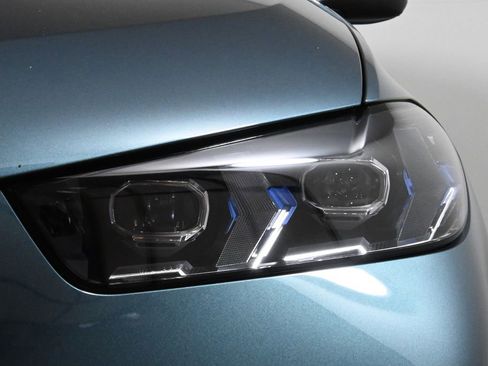 Used 2026 BMW X5 xDrive40i image 11