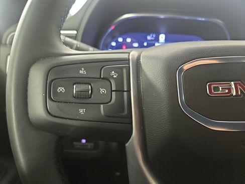 Certified 2024 GMC Yukon SLT w/ Max Trailering Package AWD/4WD image 16