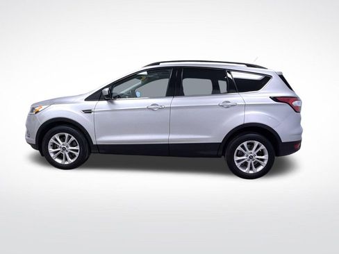Used 2018 Ford Escape SEL image 10