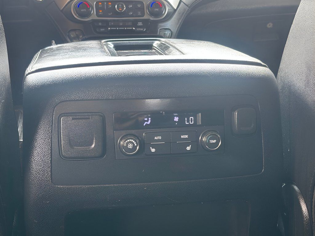 Used 2019 Chevrolet Tahoe Premier RWD image 33