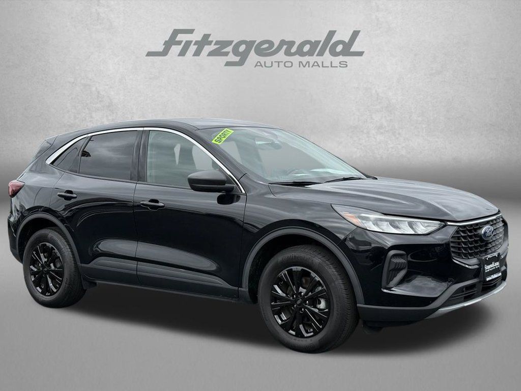 Used 2024 Ford Escape Active AWD/4WD 360° Tour