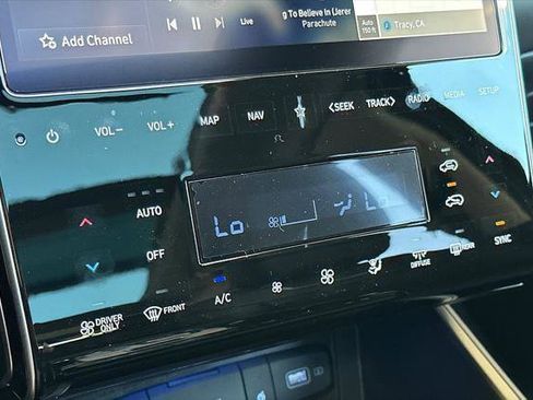 New 2024 Hyundai Tucson Limited image 18