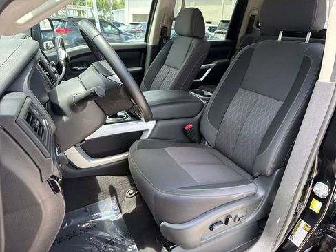 Certified 2024 Nissan Titan SV w/ SV Convenience Package RWD image 31