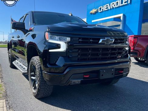 Used 2024 Chevrolet Silverado 1500 LT Trail Boss w/ Convenience Package II image 1