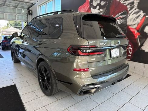 Used 2026 BMW X7 xDrive40i w/ M Sport Package AWD/4WD image 3