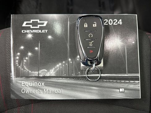 Used 2024 Chevrolet Equinox RS AWD/4WD image 42
