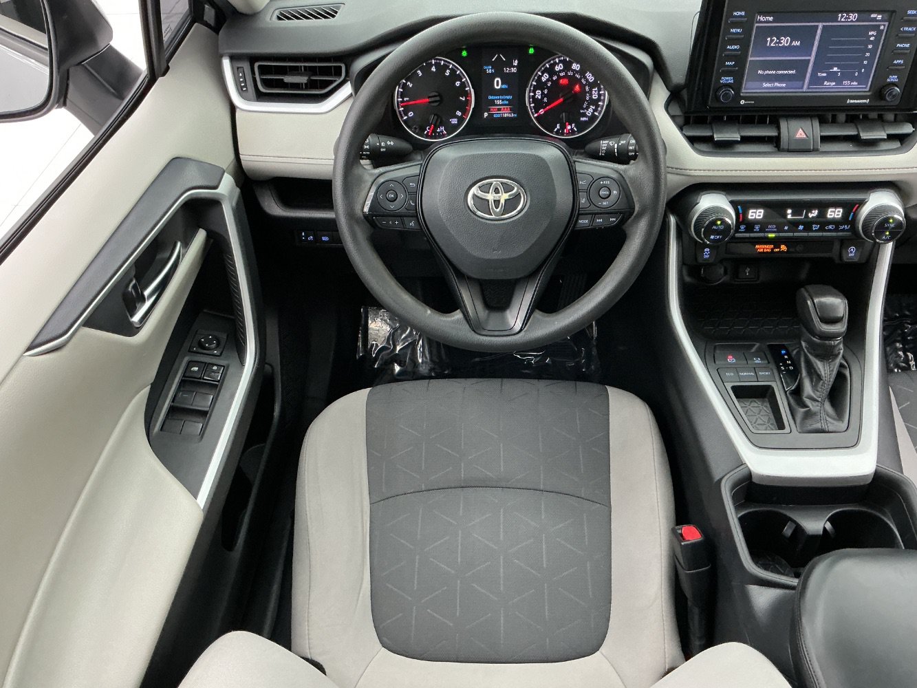 Used 2020 Toyota RAV4 XLE FWD image 30