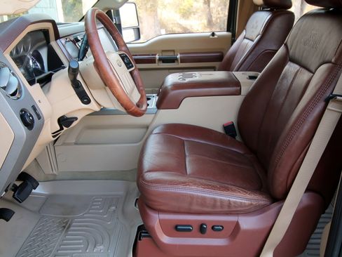 Used 2011 Ford F350 King Ranch w/ FX4 Off Road Pkg image 23