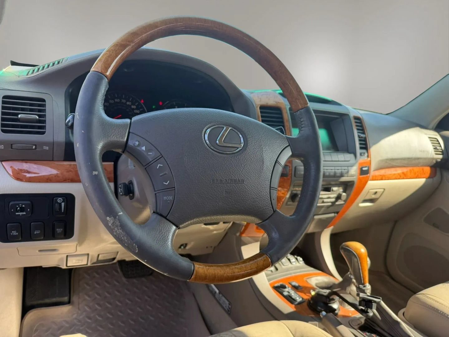 Used 2004 Lexus GX 470 AWD/4WD image 11