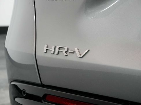 Used 2023 Honda HR-V EX-L image 11