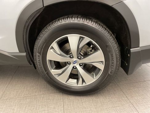 Used 2020 Subaru Ascent Premium w/ Convenience Package image 12